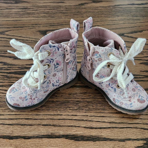 Cat & Jack Toddler Boot Lot - Picture 9 of 16